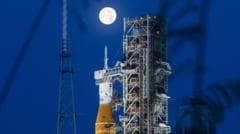 Artemis II: Nasa targets early April for Moon mission