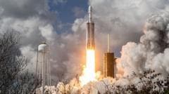 SpaceX says it's worth $1.75tn as it targets largest stock market debut