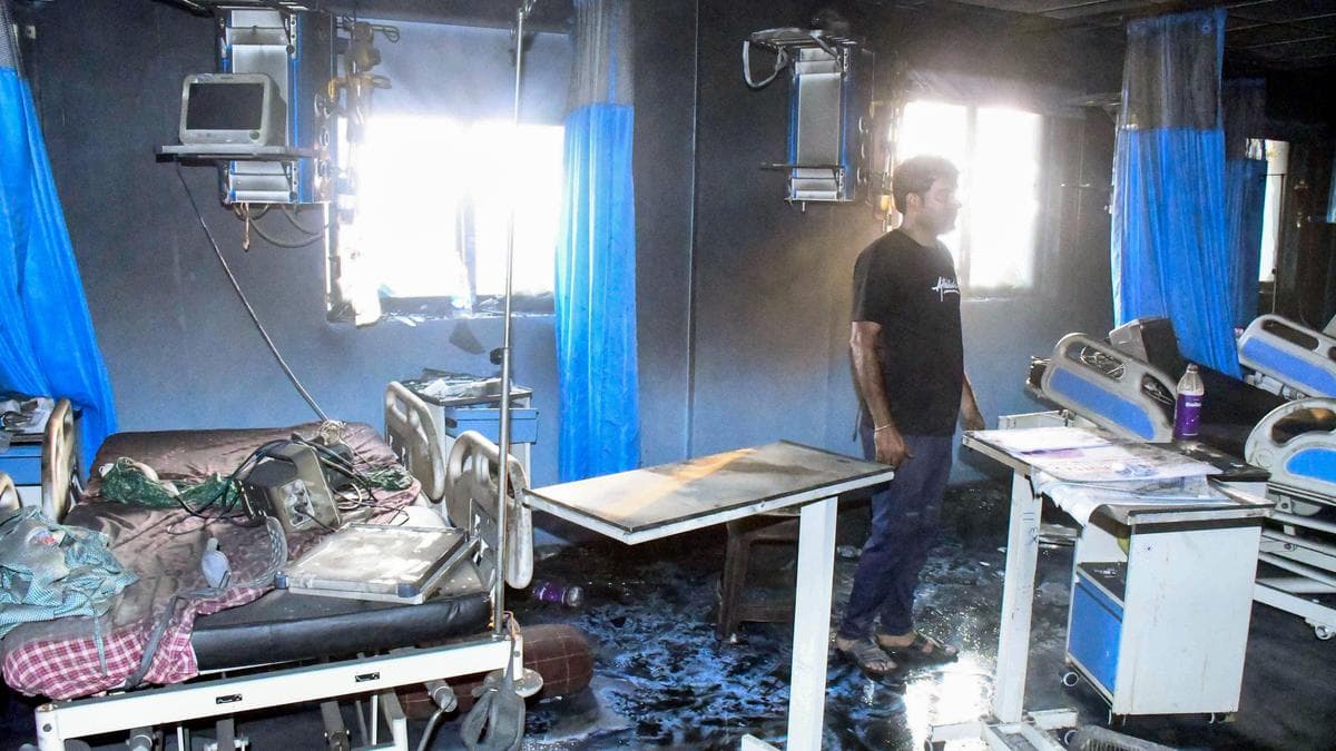 Three held in connection with fire at private hospital in Muzaffarpur