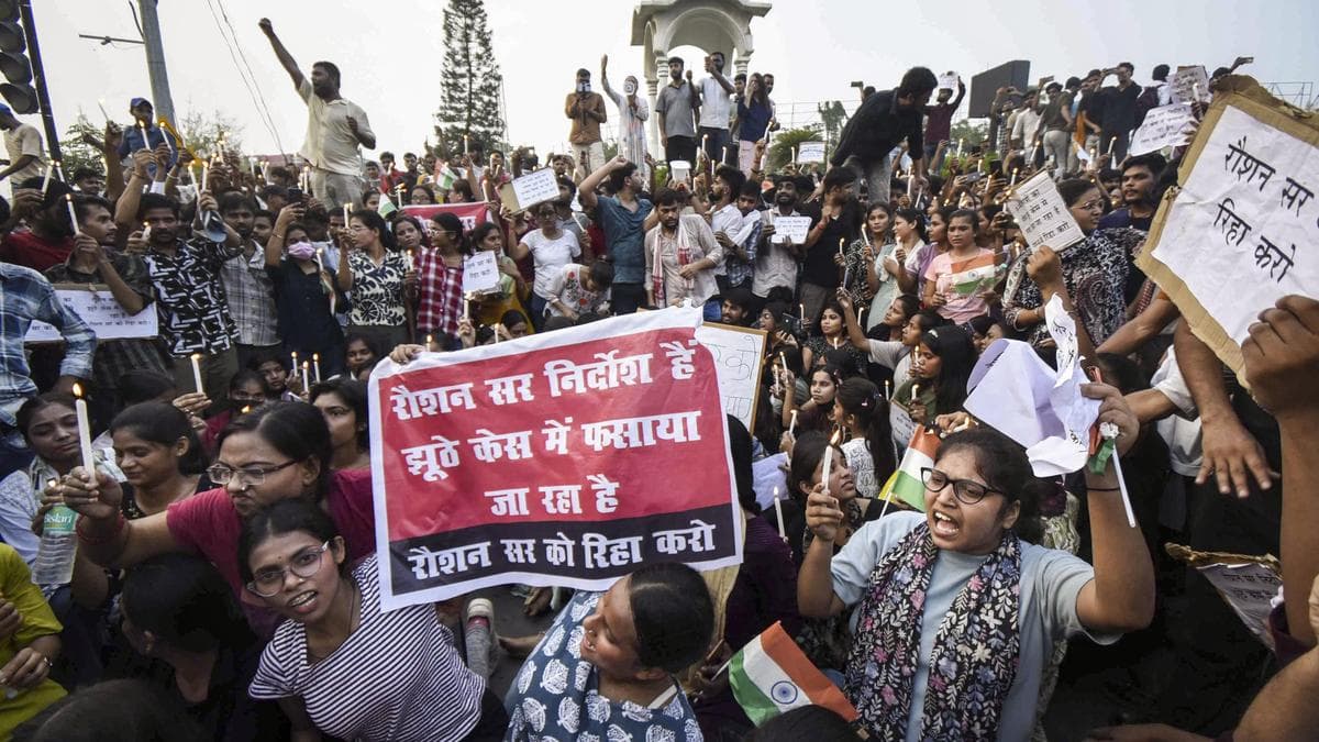 Patna police book coaching institute owner in firing case; govt. to step in to curb rivalry