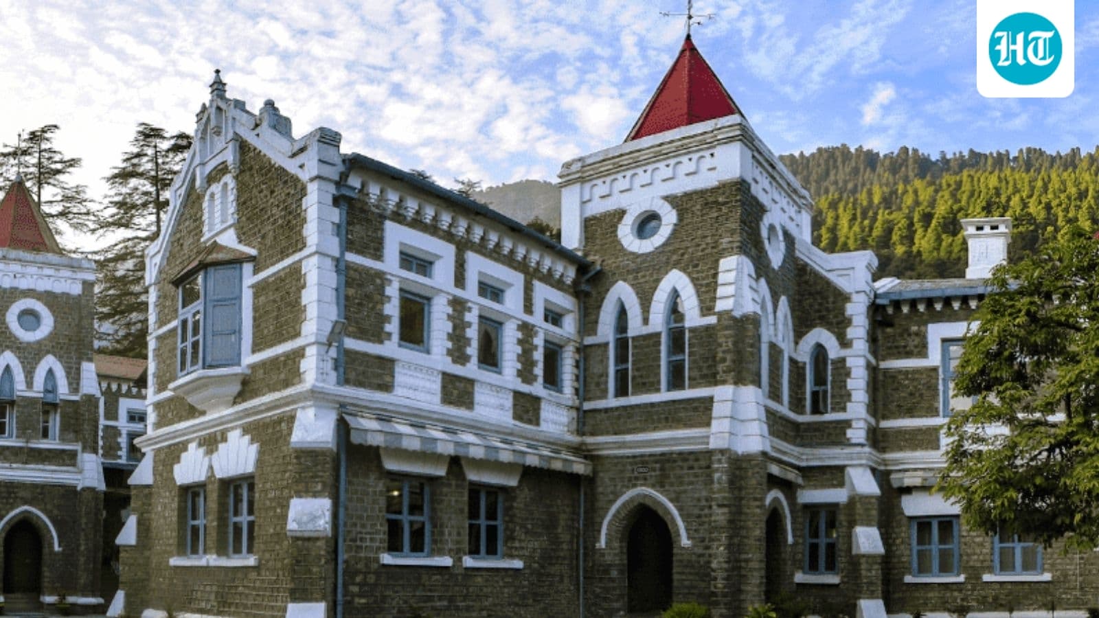 Mere smell of alcohol does not prove charge of drunk driving: Uttarakhand HC