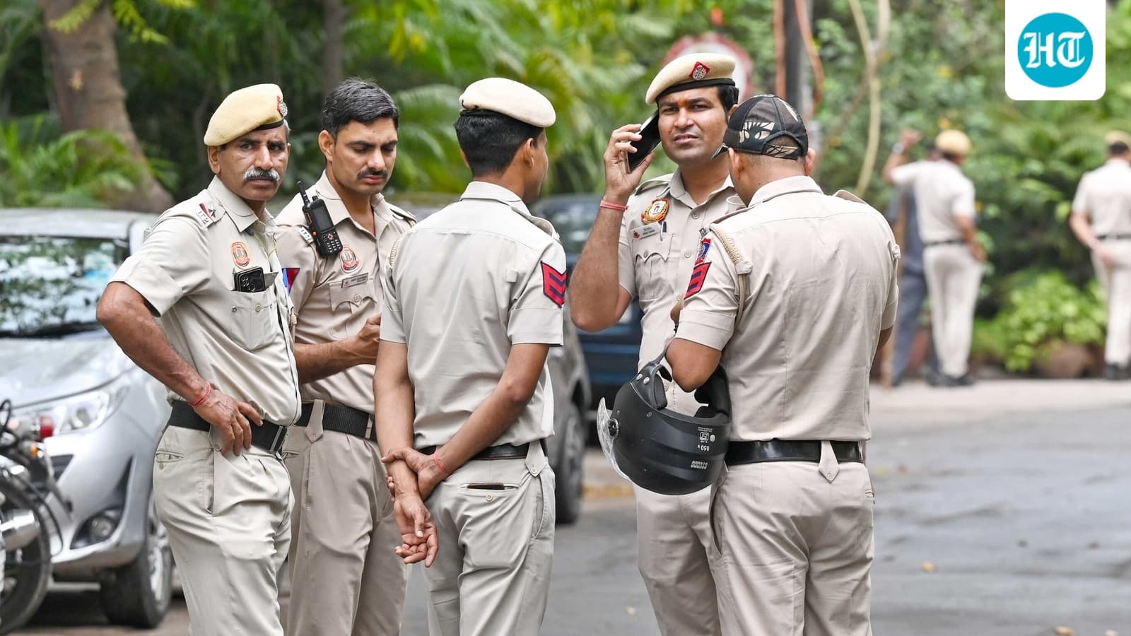 Protest over man's killing disrupts traffic on MG Road in South Delhi